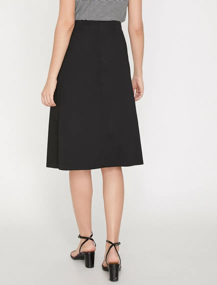 11880 Black Button Detaied Midi Skirt