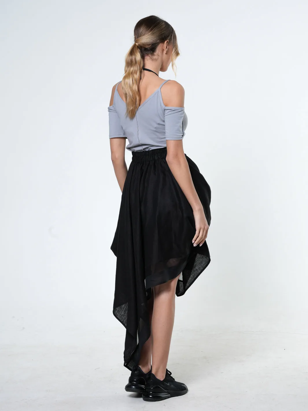 Avant Garde Linen Skirt With Ties In Black