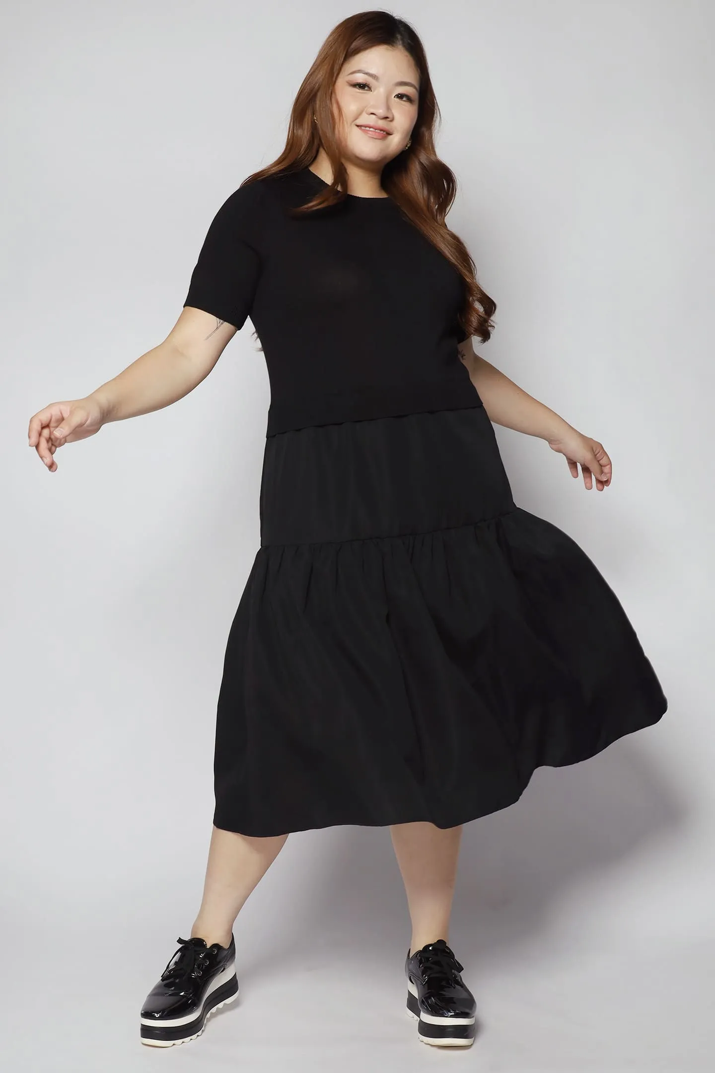 Backorders Seraphina Dress in Black