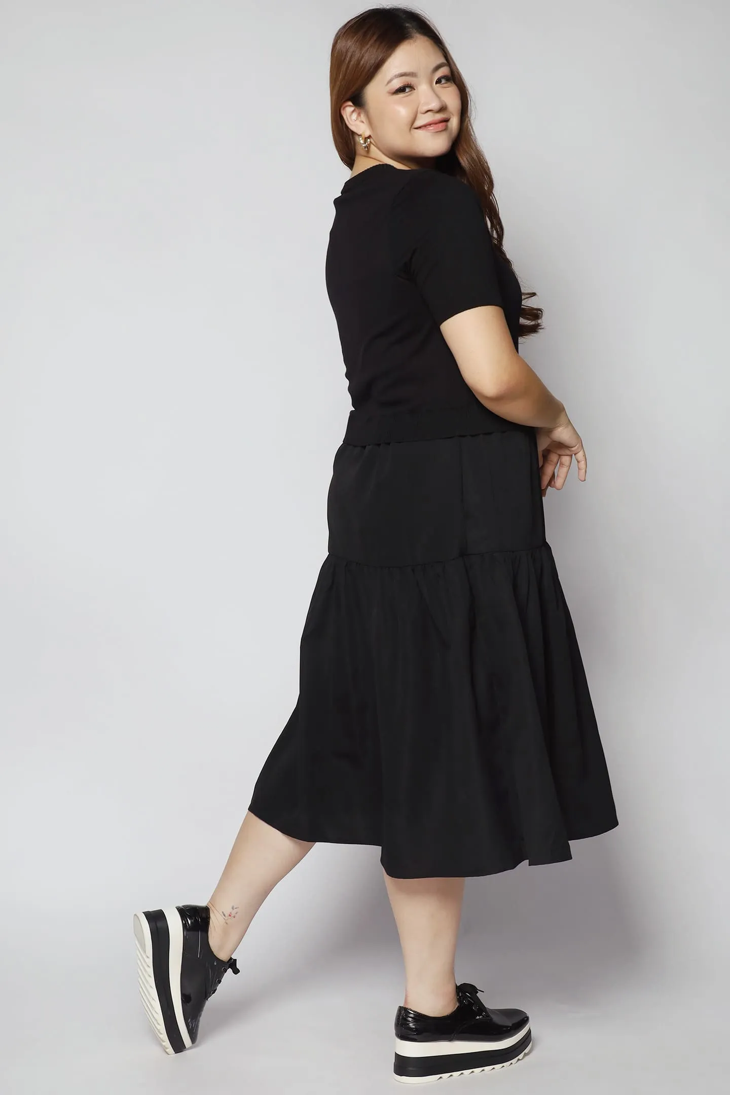 Backorders Seraphina Dress in Black