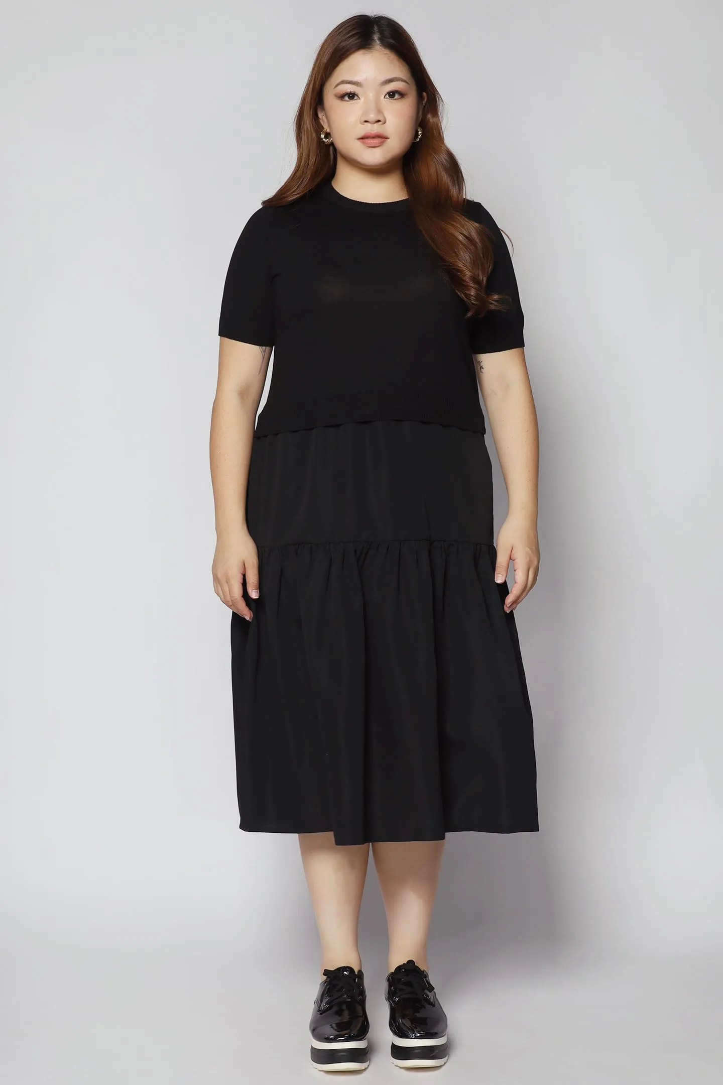 Backorders Seraphina Dress in Black