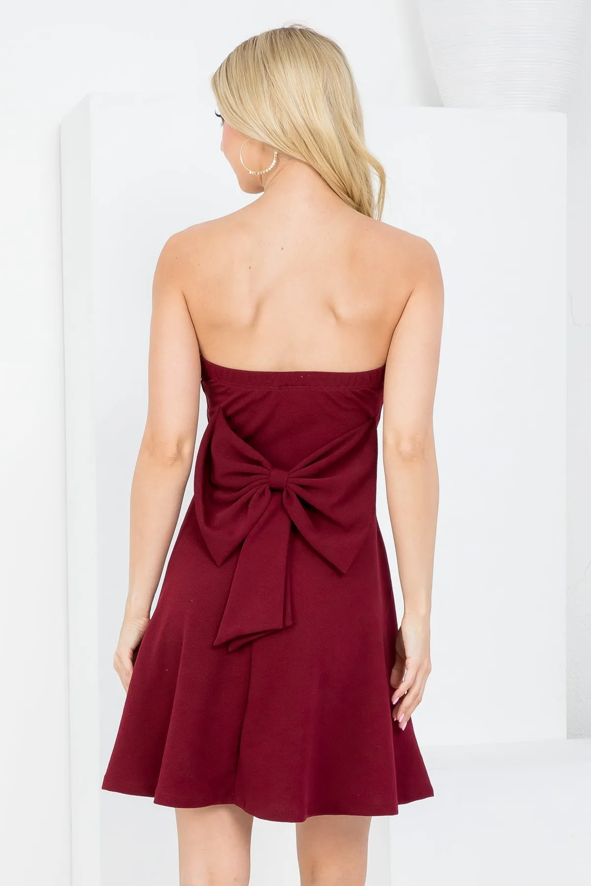 BURGUNDY OFF-SHOULDER TUBE TOP WITH BOW-TIE BACK RUFFLE MINI DRESS