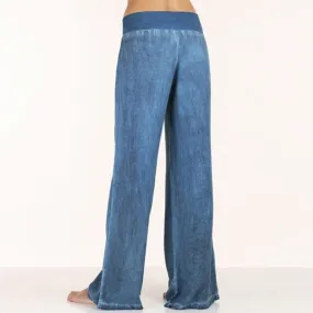 Casual denim pants for women - perfect for any occasion