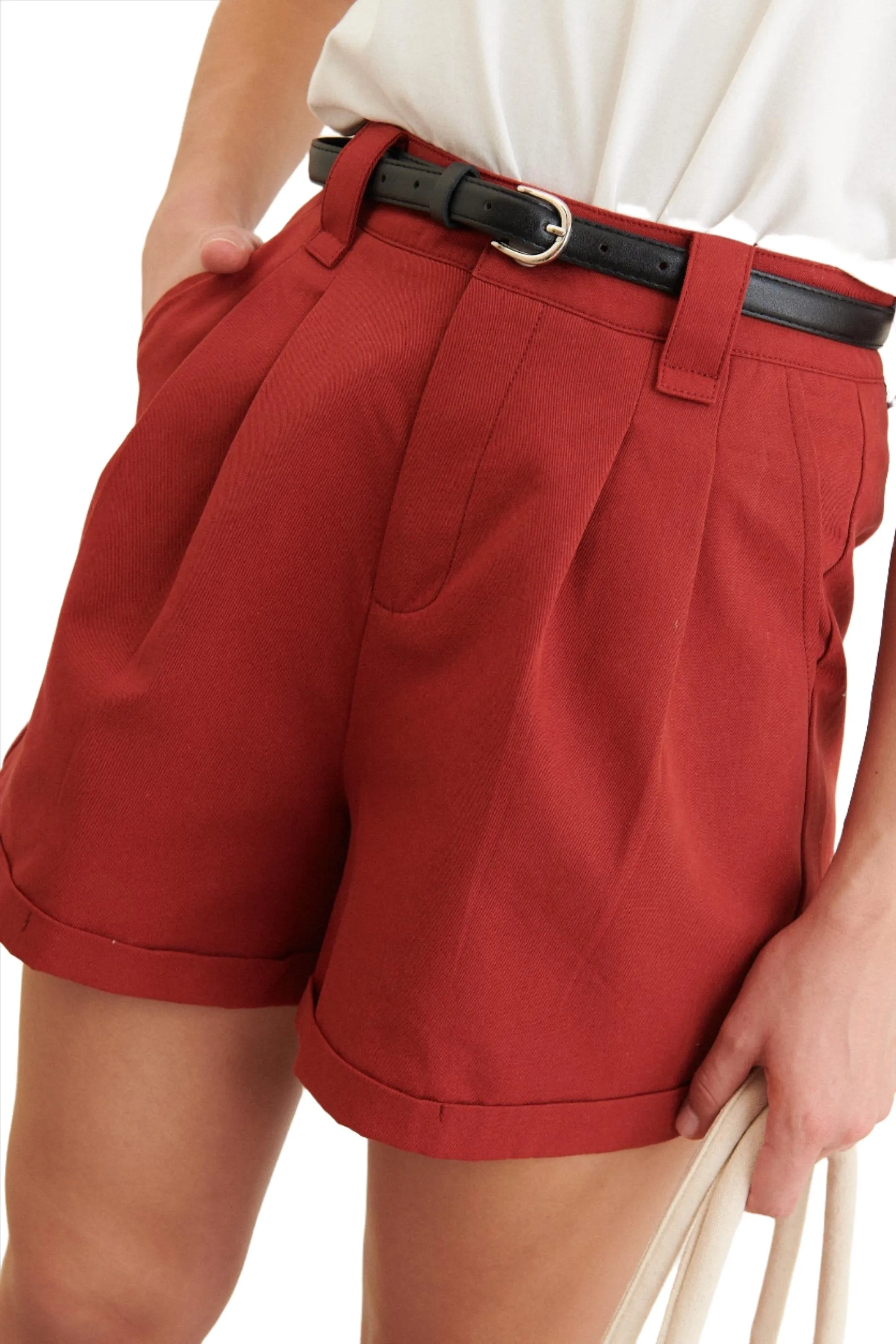 Clever Alice Folded Short in Red