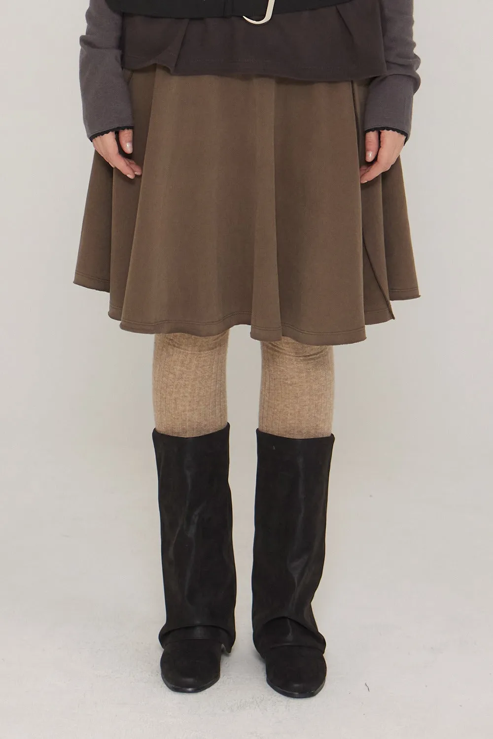 [DEARSTALKER] FW 24 RIO WAVE FLARED MIDI SKIRT - KHAKI