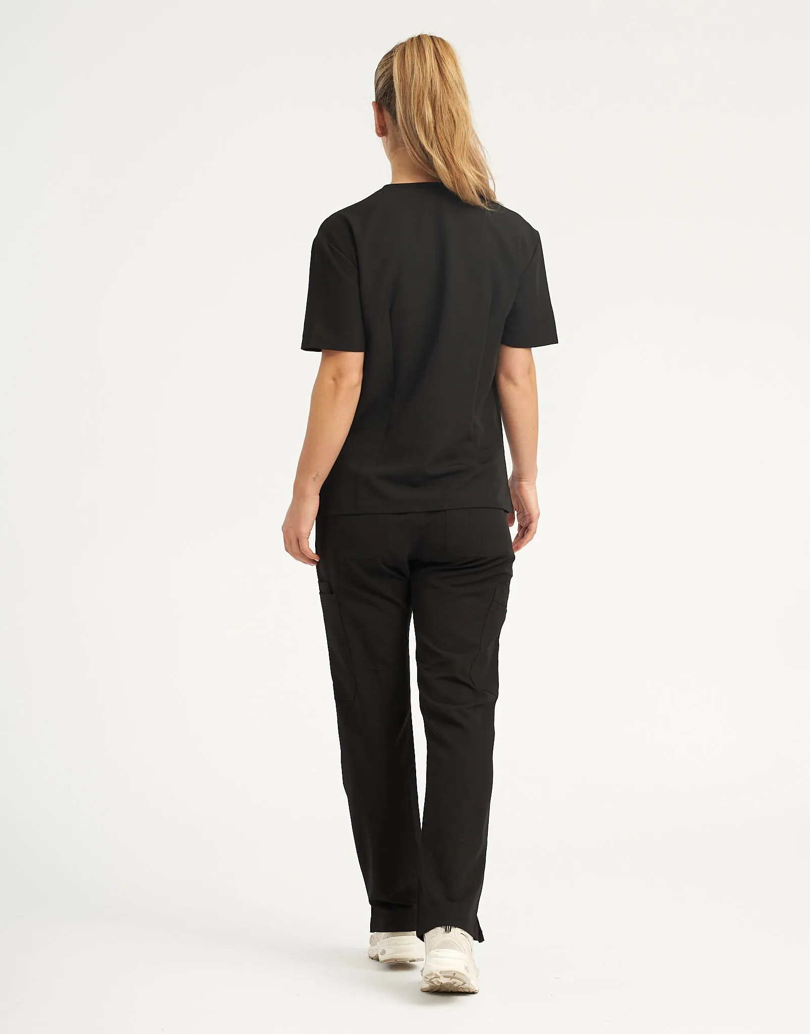 Essential Multi-Pocket Scrub Pants - Black