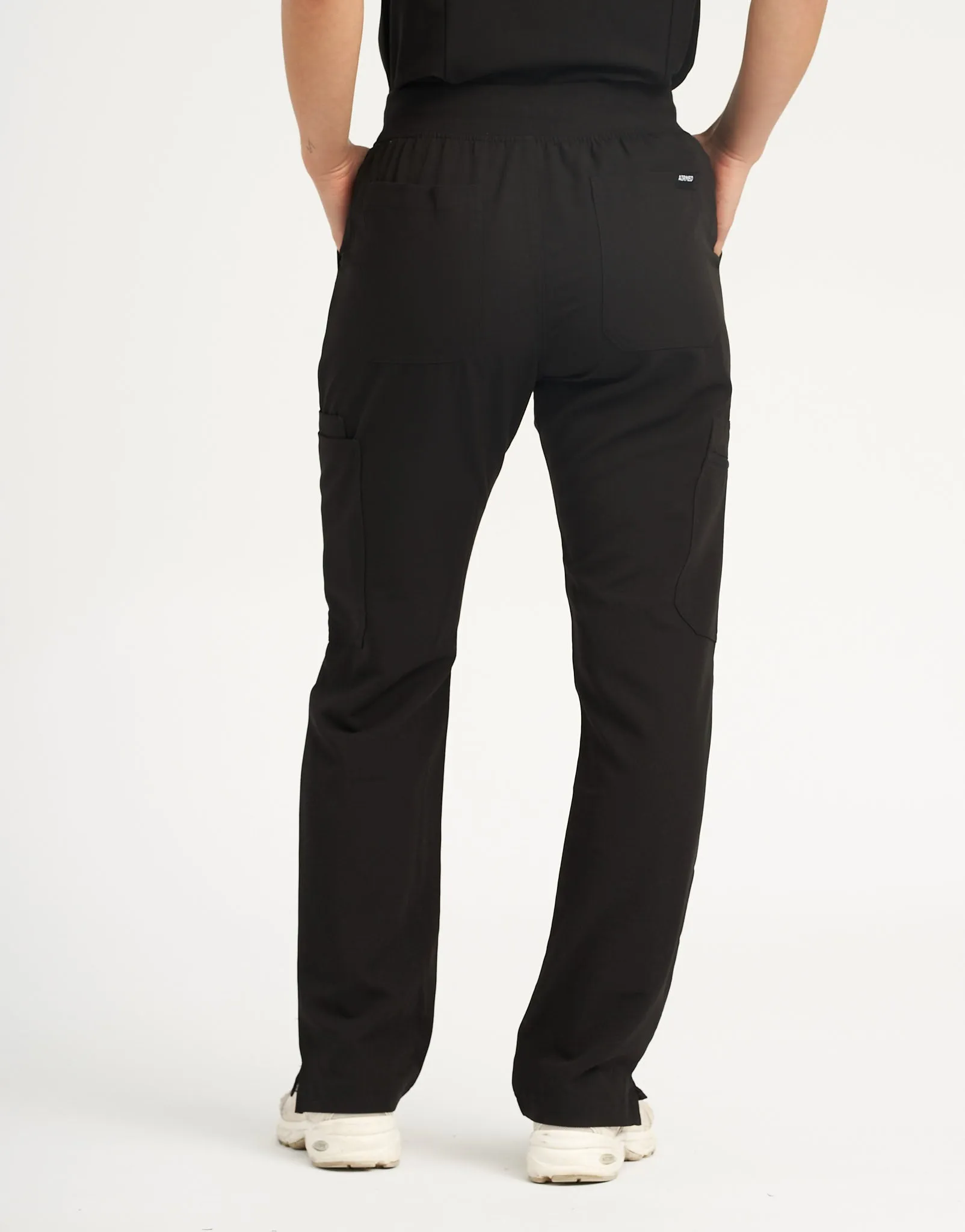 Essential Multi-Pocket Scrub Pants - Black