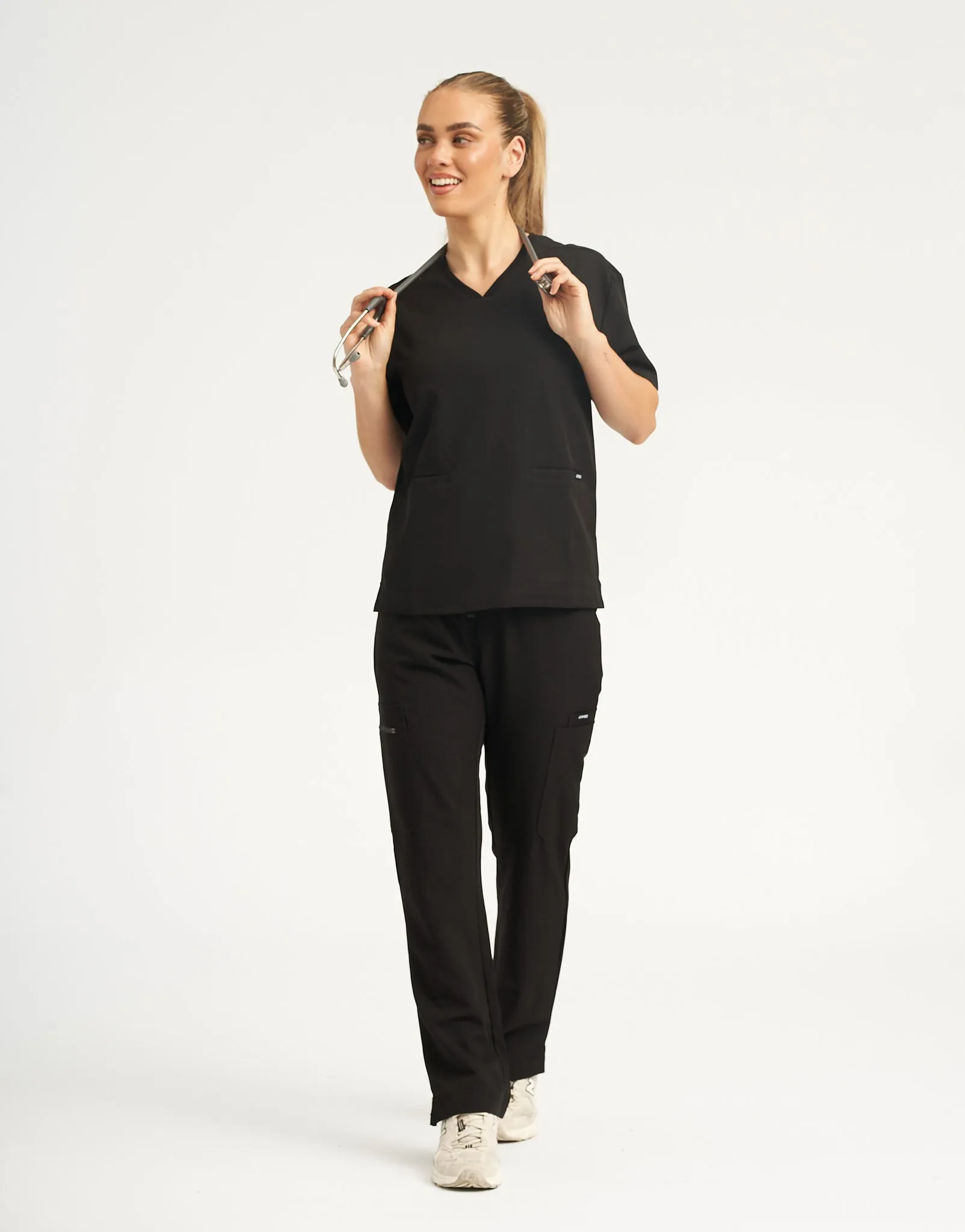 Essential Multi-Pocket Scrub Pants - Black