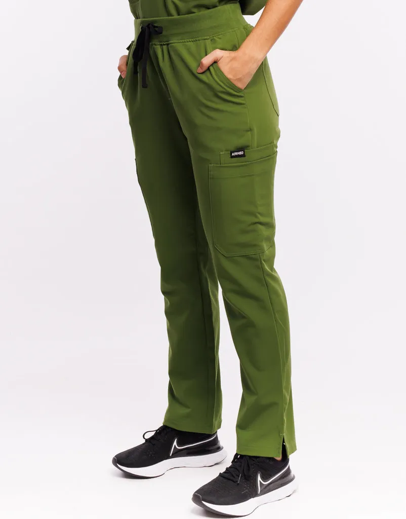 Essential Multi-Pocket Scrub Pants - Fern Green