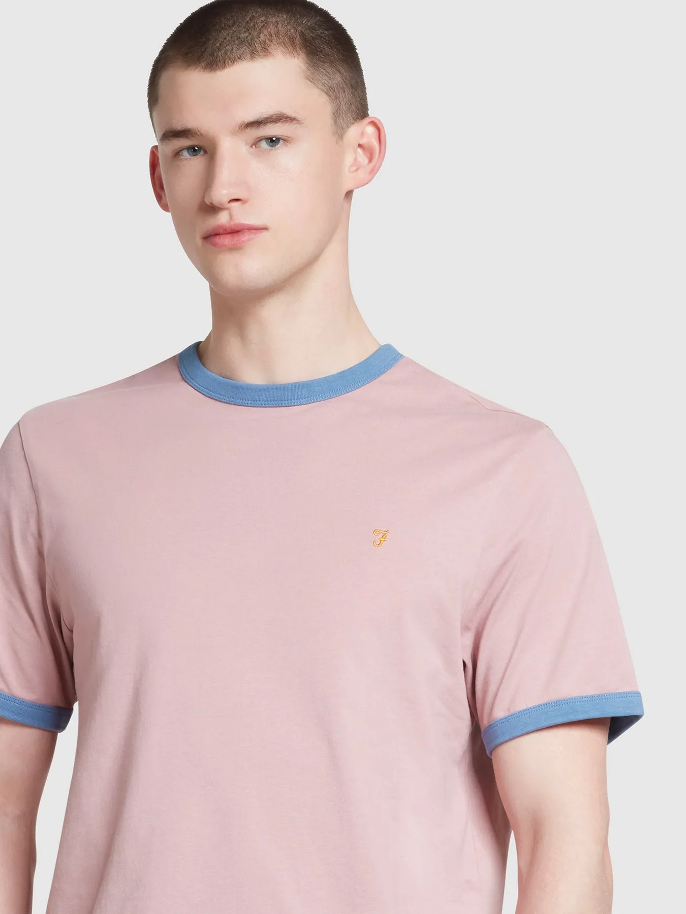 Groves Regular Fit T-Shirt In Dark Pink