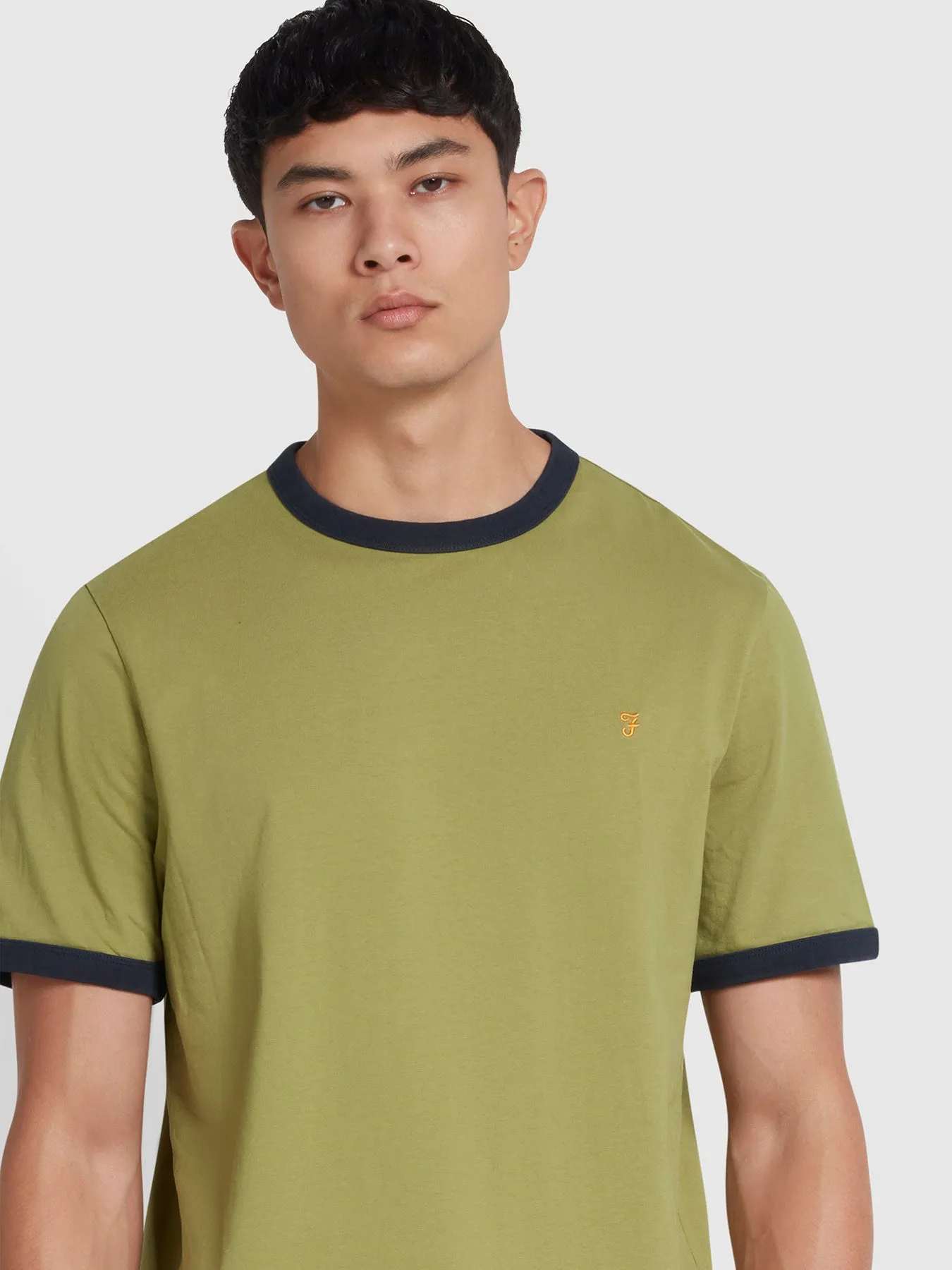 Groves Regular Fit T-Shirt In Moss Green