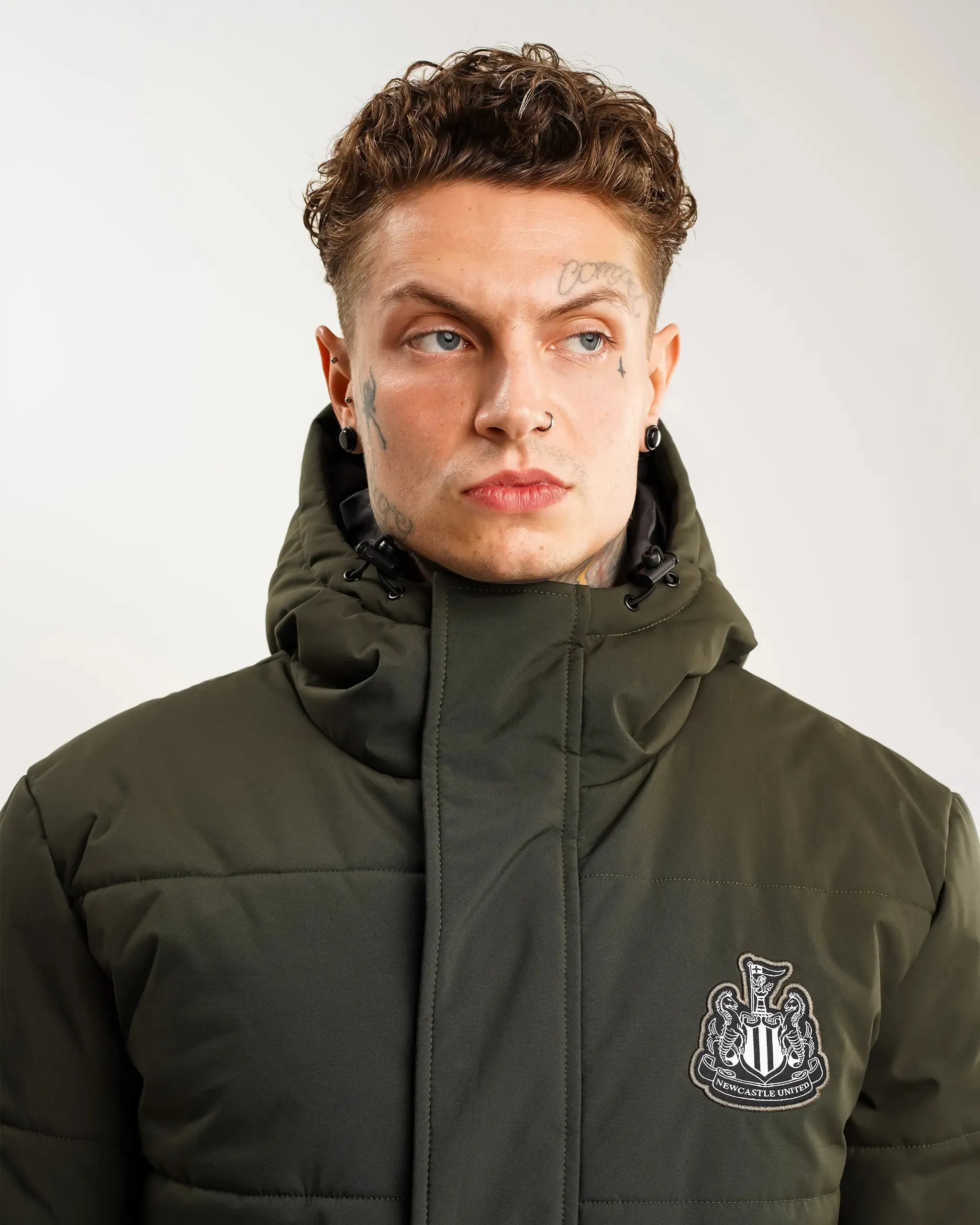 Newcastle United Men's Khaki Long Line Padded Jacket (Stadio)