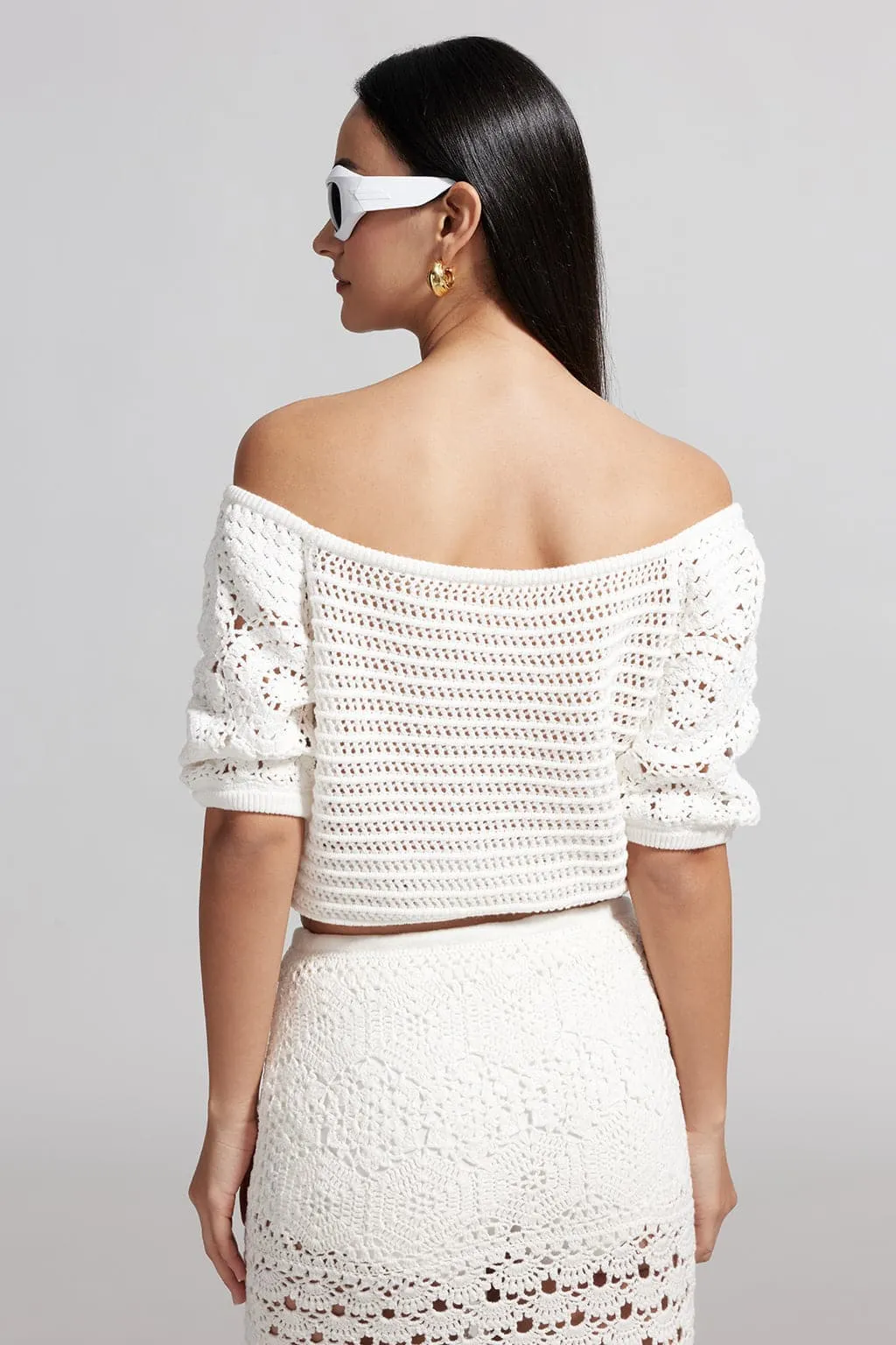 Resort Style Off-Shoulder Knit Top