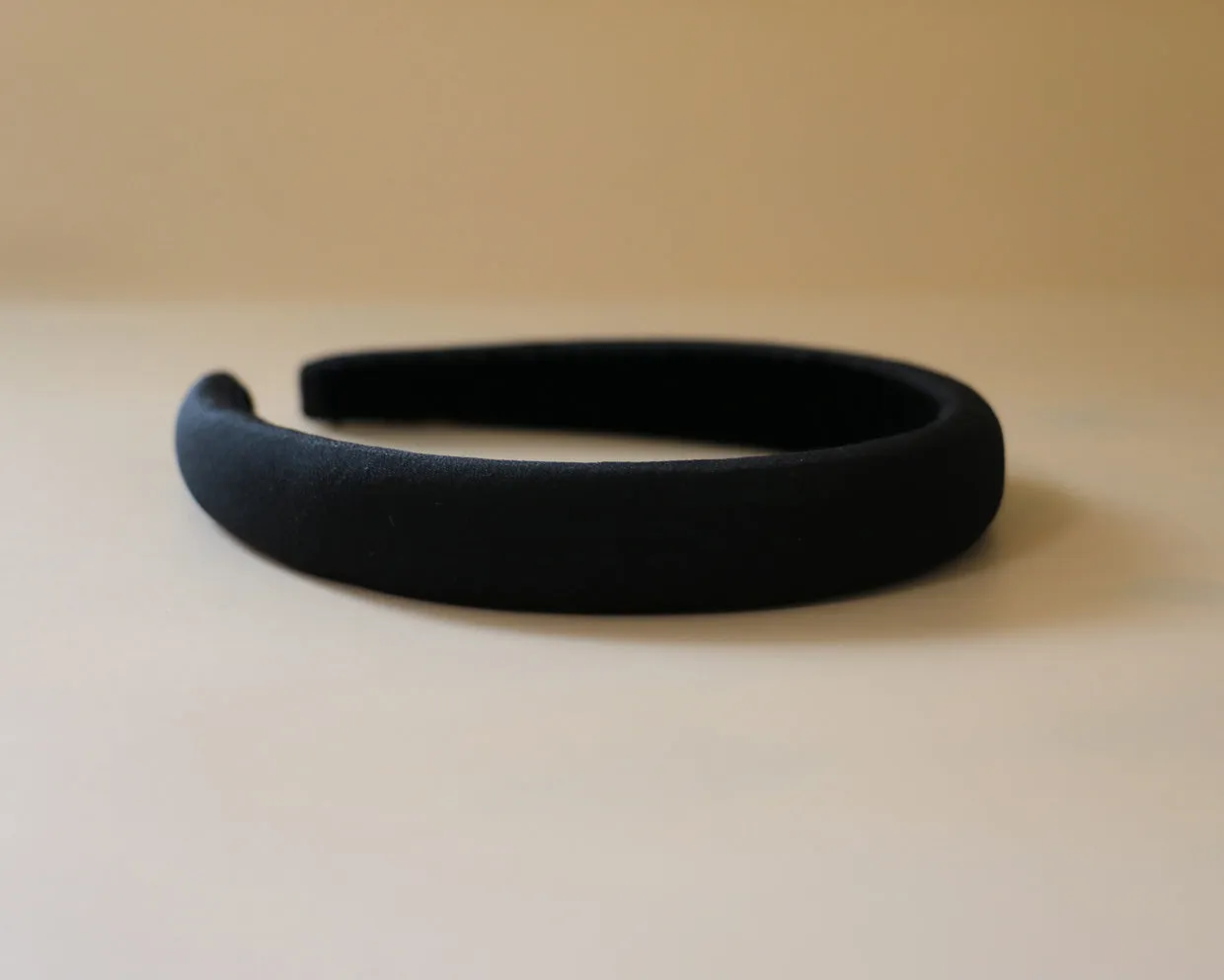 Slender Headband Black No Studs