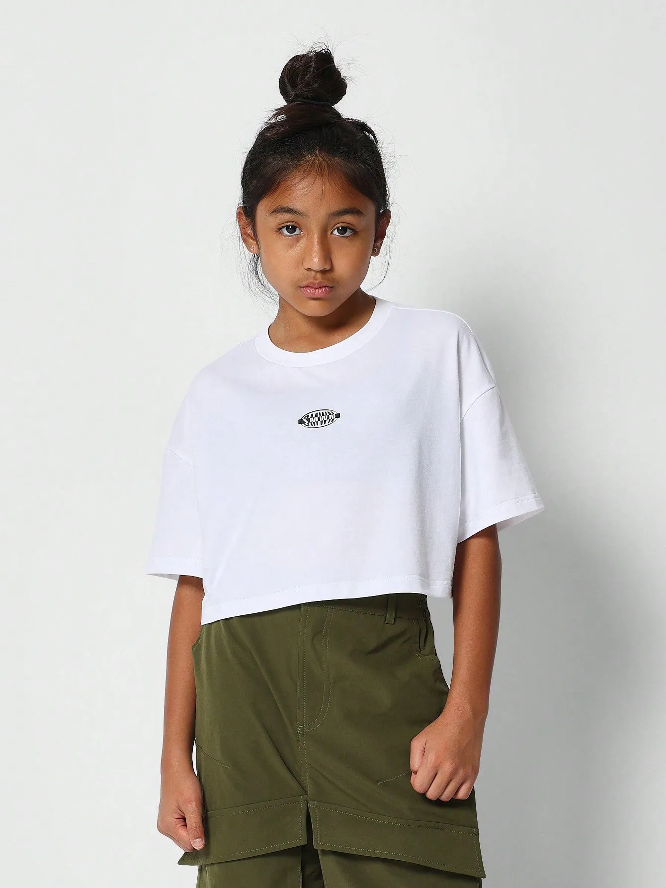 Tween Girls Crop Fit Tee And Cargo Pant 2 Piece Set