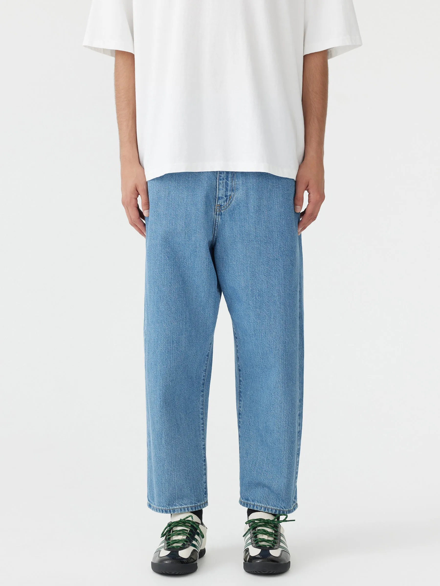 universal low rise jean