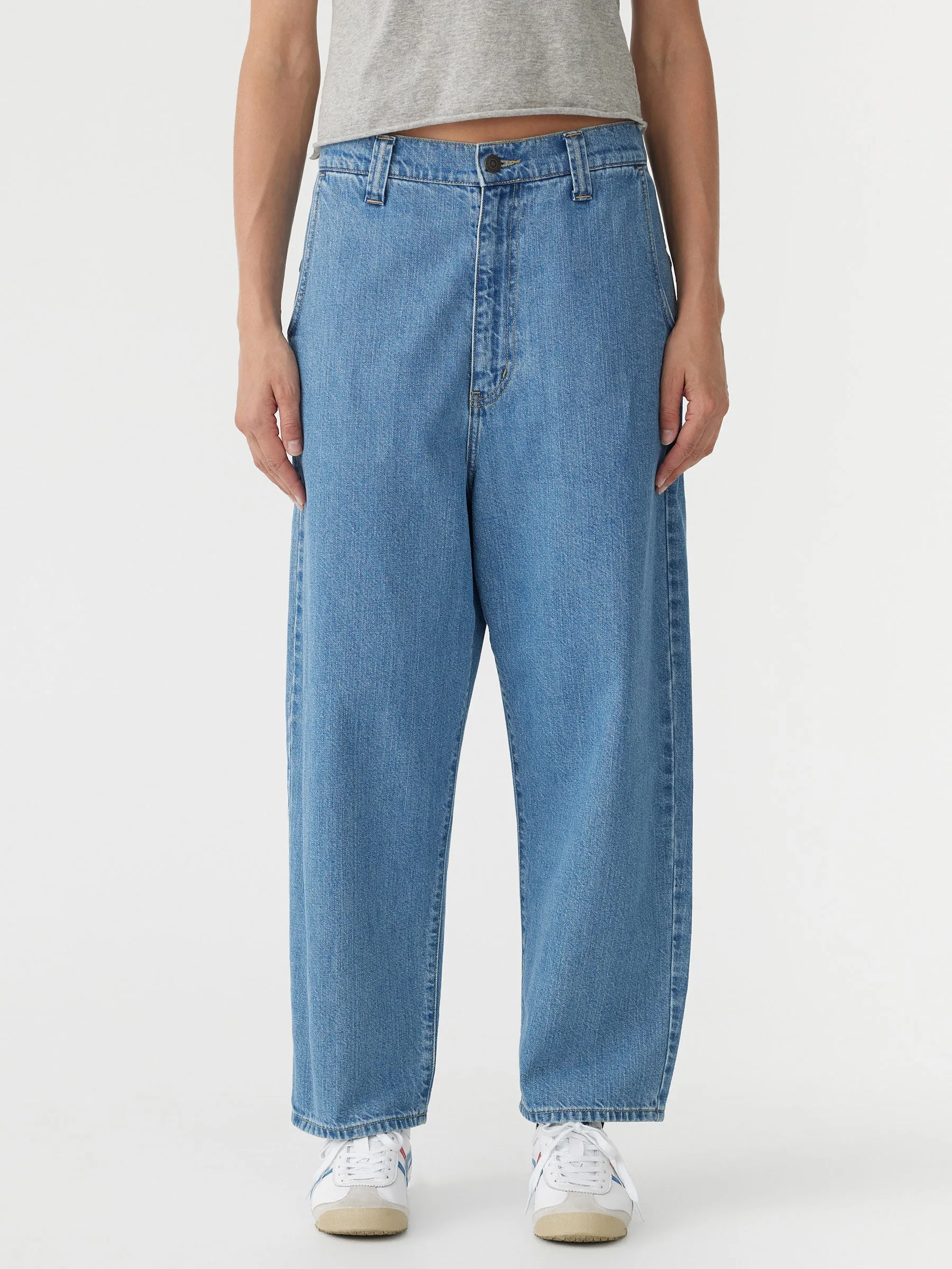 universal low rise jean