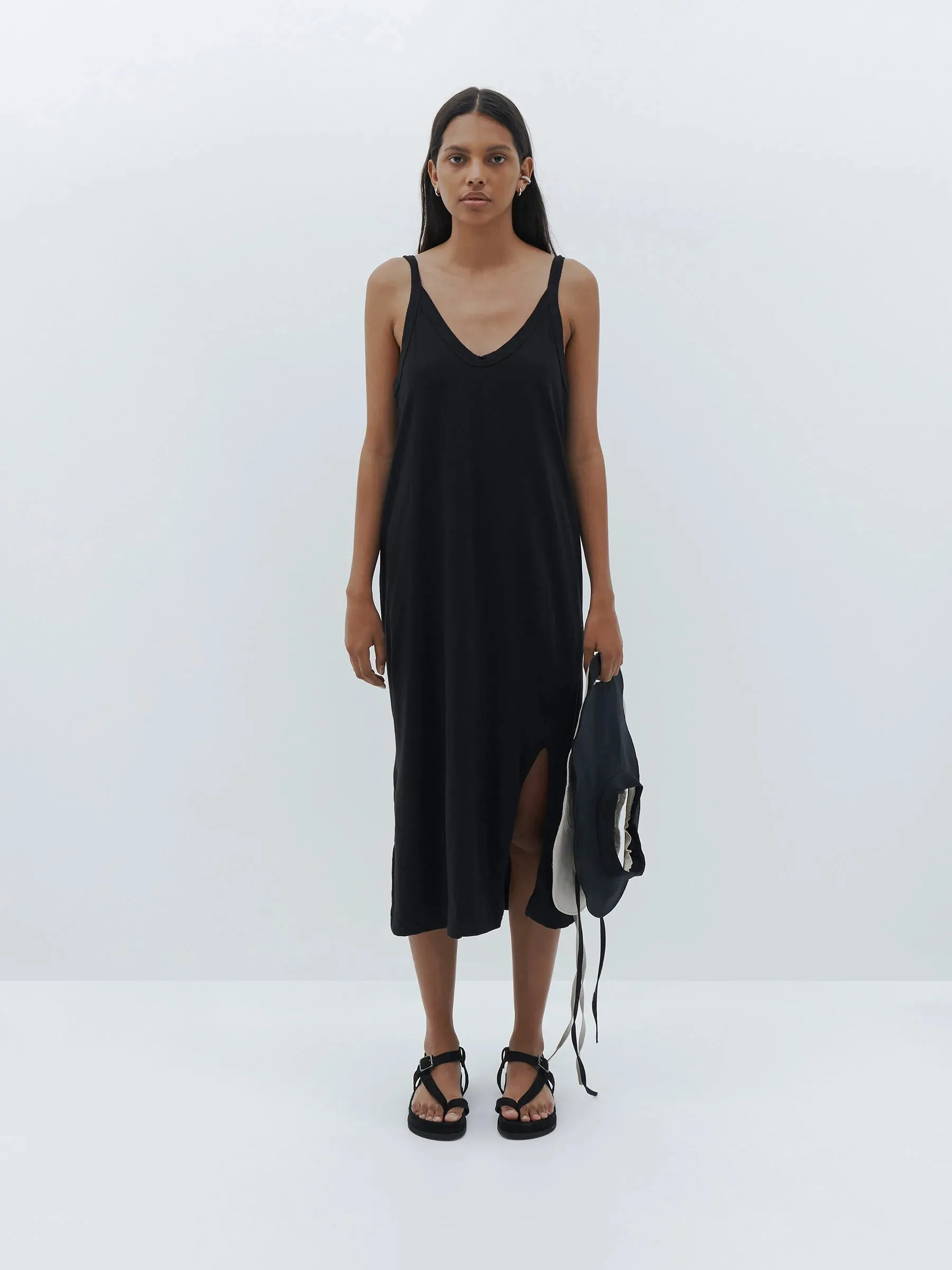 V NECK JERSEY SLIP DRESS - BLACK