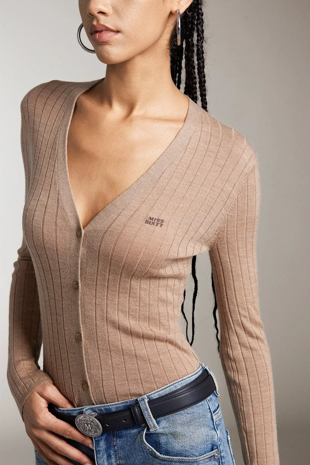 V Neck Slim Fit Wool Knit Wear