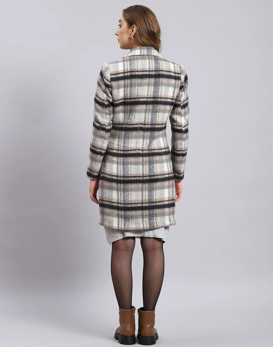 Women Grey Check Lapel Collar Full Sleeve Coat