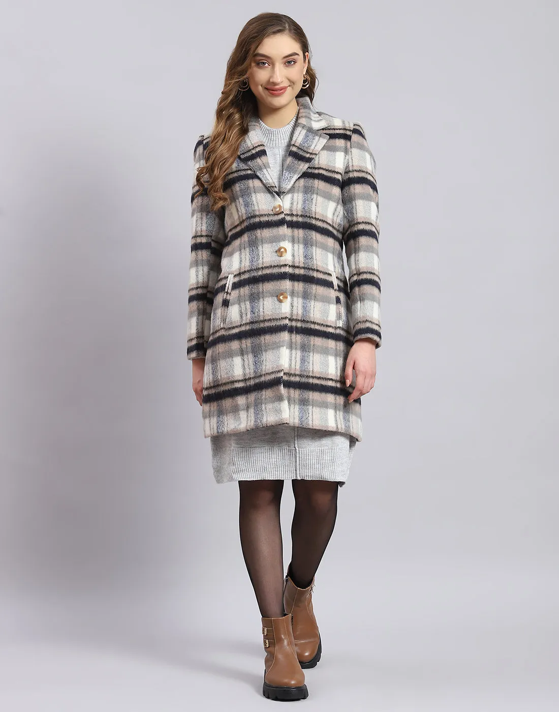 Women Grey Check Lapel Collar Full Sleeve Coat