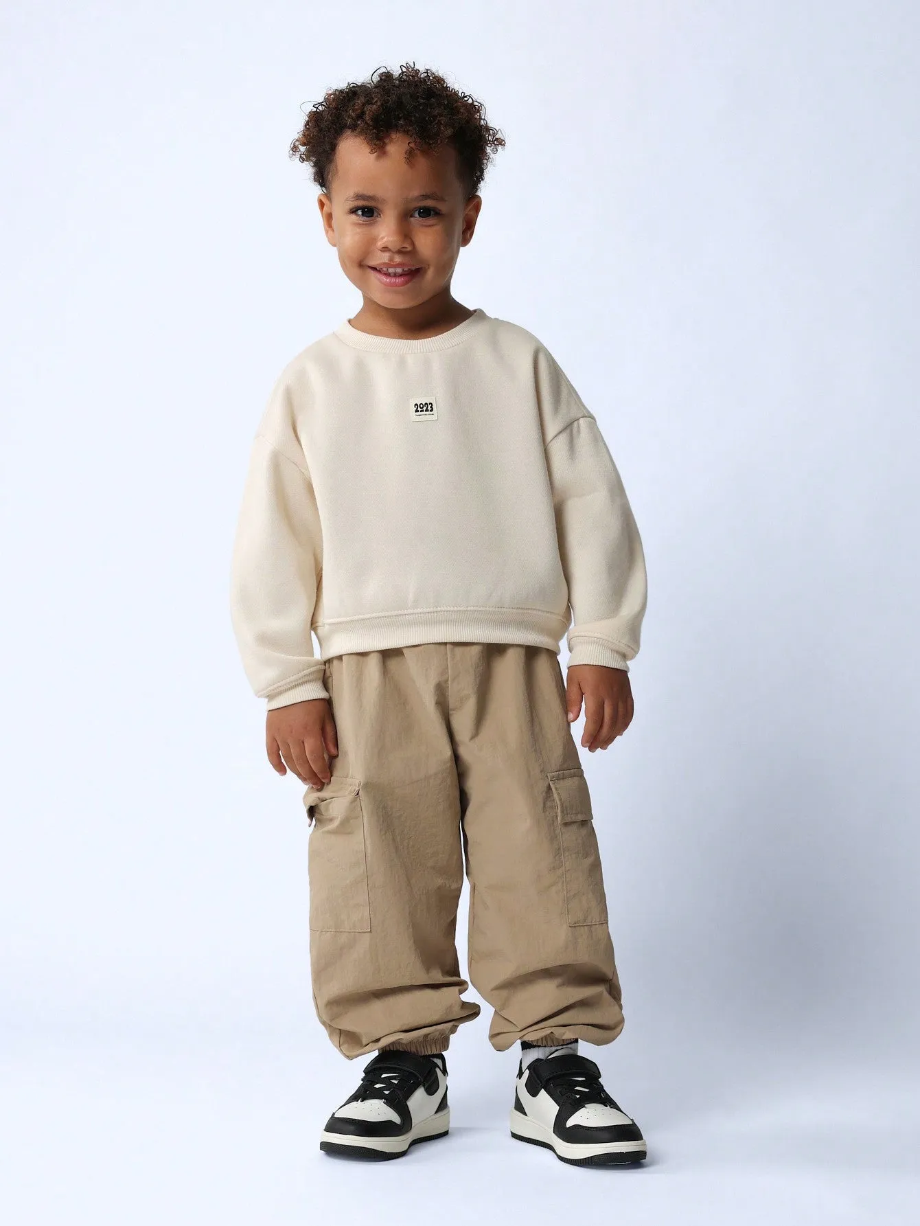 Young Boys Comfy Crew Neck Sweatshirt And Cargo Jogger 2 Piece Set