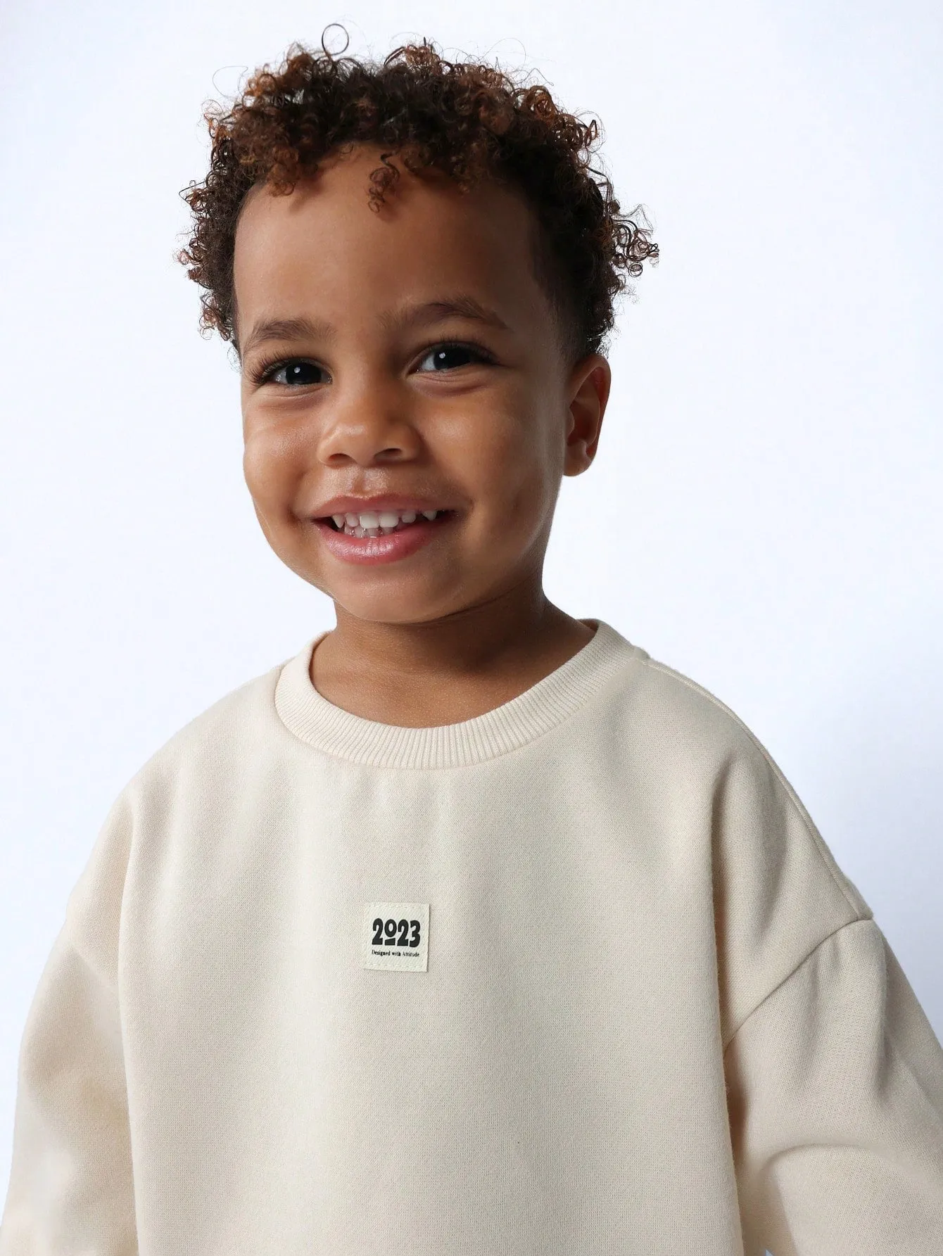 Young Boys Comfy Crew Neck Sweatshirt And Cargo Jogger 2 Piece Set